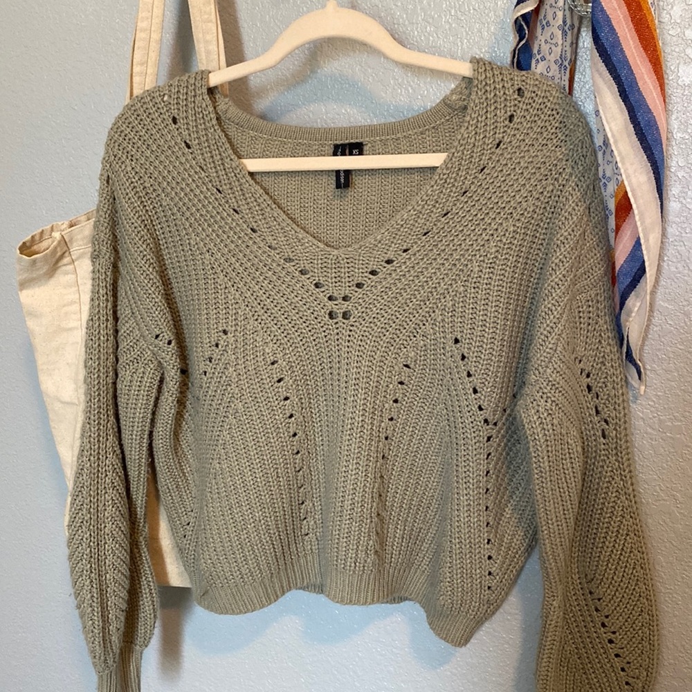 moon&madison green knit sweater xs